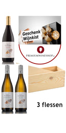 Houten wijnkist met 3 flessen Bulgaarse Wijn